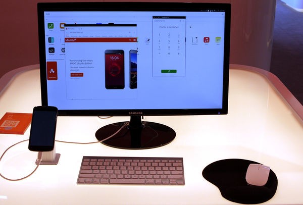 canonical-ubuntu-mwc-smartphone-1_w_6001